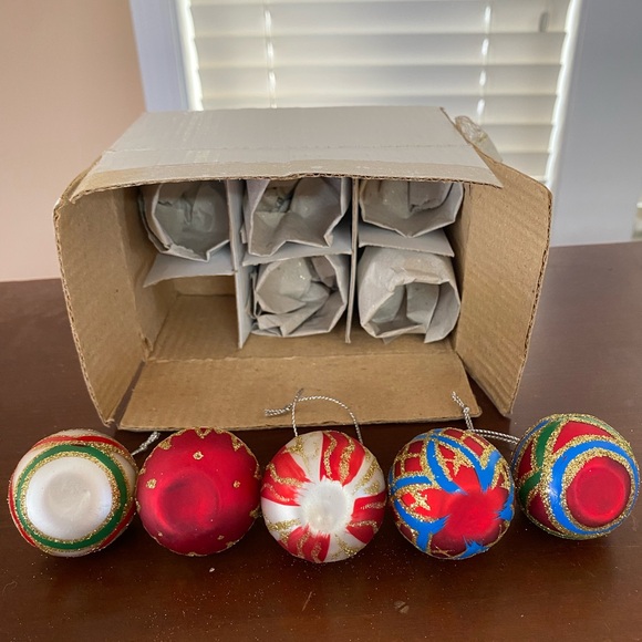 Mini glass ornaments - Picture 7 of 8